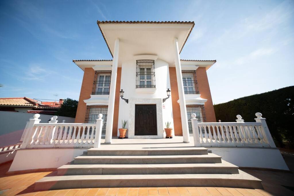 Villa Candelaria Sevilla Aljarafe Bormujos Exterior foto